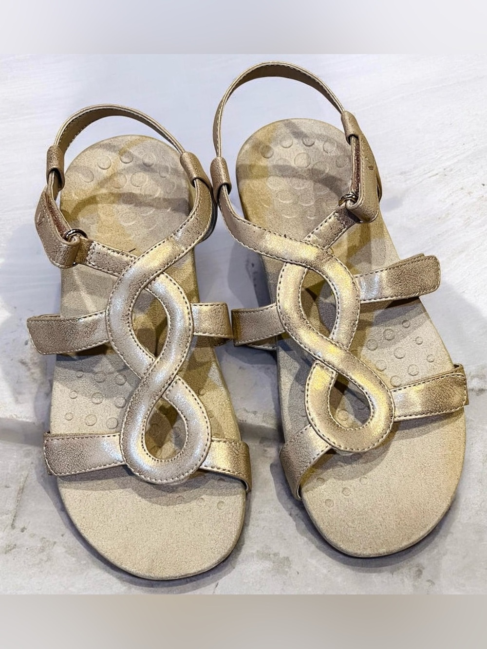 Vionic Jodie Sandals Champagne Gold Metallic Women’s Size 8